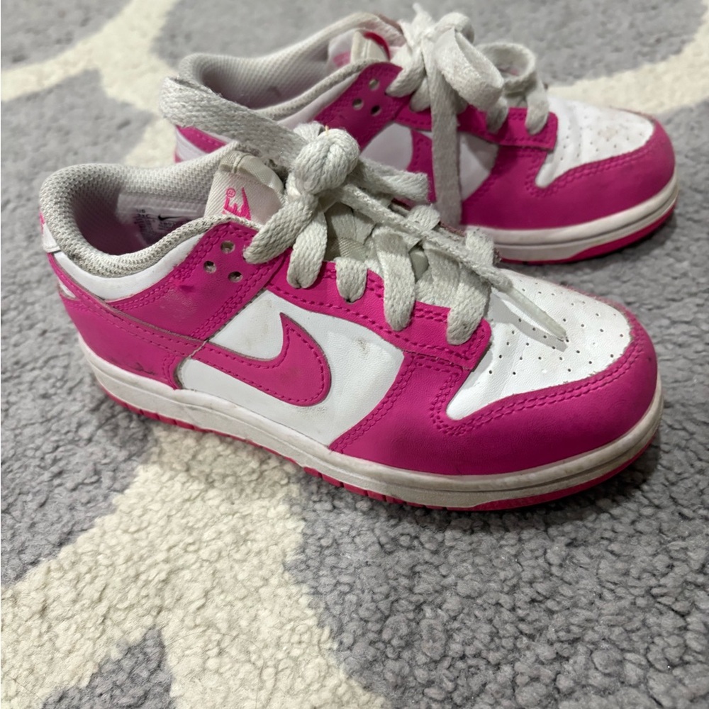 NIKE DUNK LOW